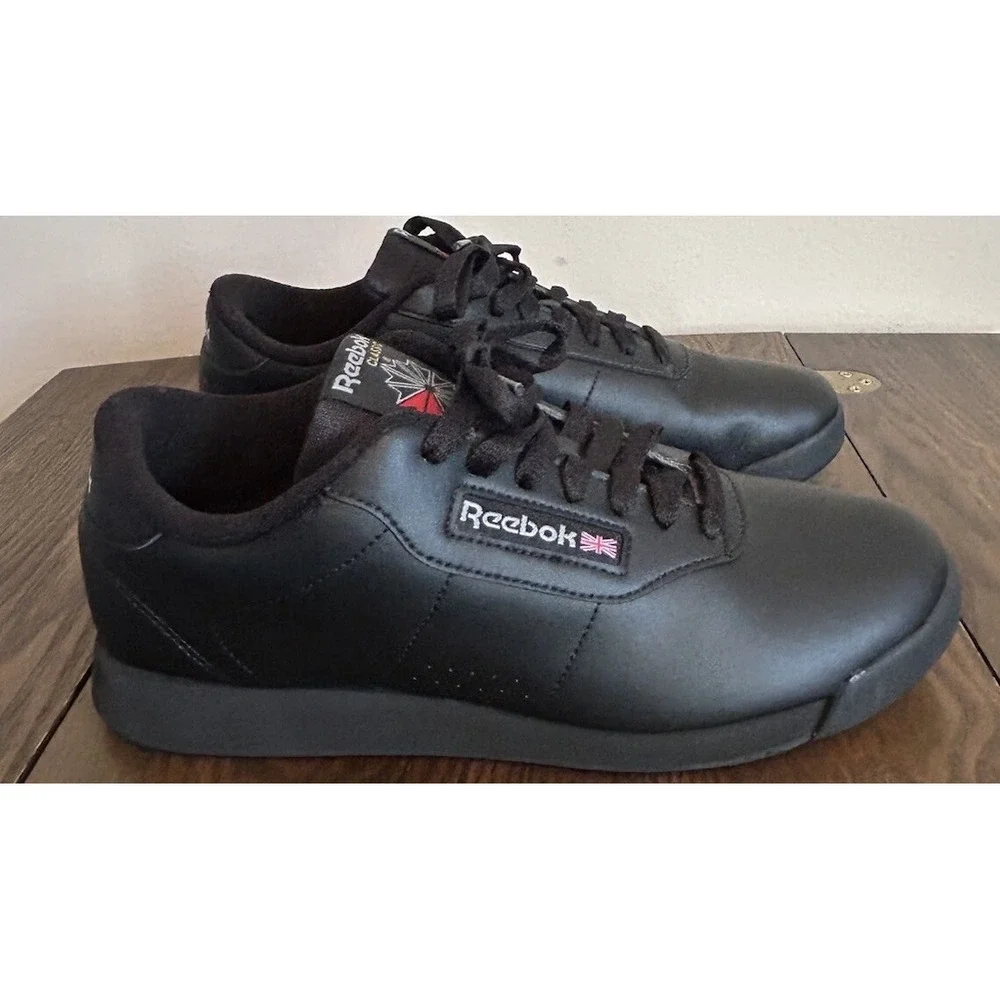 Reebok Women's‎ Low Classic Princess Black Sneakers Size 9.5